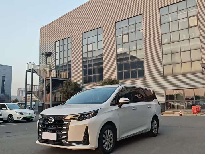 Фото 1 - GAC Trumpchi M6