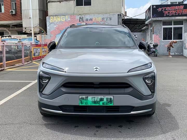 Фото 1 - Nio ES6