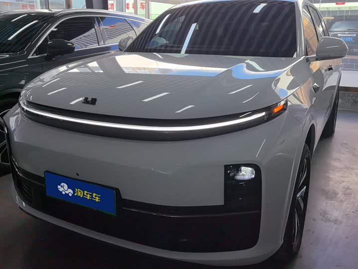 Фото 2 - LiXiang L7