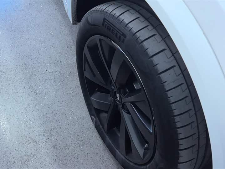 Фото 6 - LiXiang L7