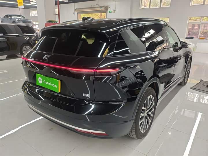 Фото 7 - Nio ES6