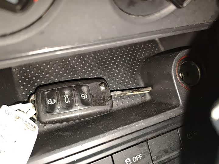 Фото 9 - Volkswagen Lavida