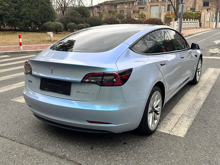 Фото 7 - Tesla Model 3
