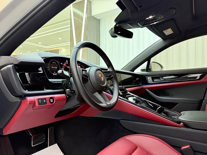 Фото 5 - Porsche Panamera