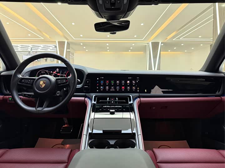 Фото 7 - Porsche Panamera