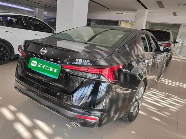 Фото 7 - Nissan Teana