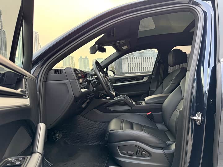 Фото 5 - Porsche Cayenne