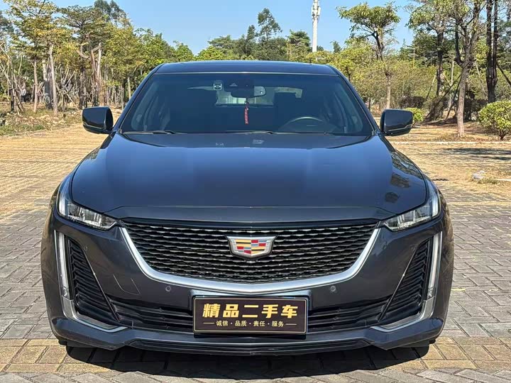 Фото 2 - Cadillac CT5