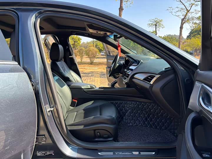 Фото 8 - Cadillac CT5