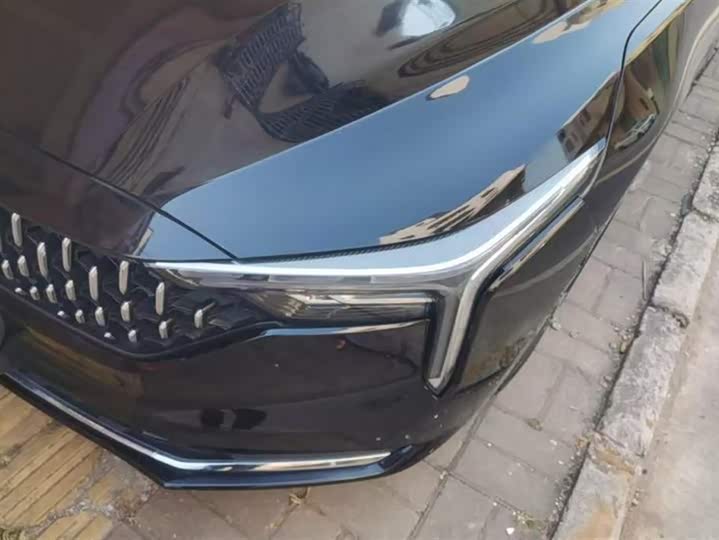 Фото 5 - Bestune B70