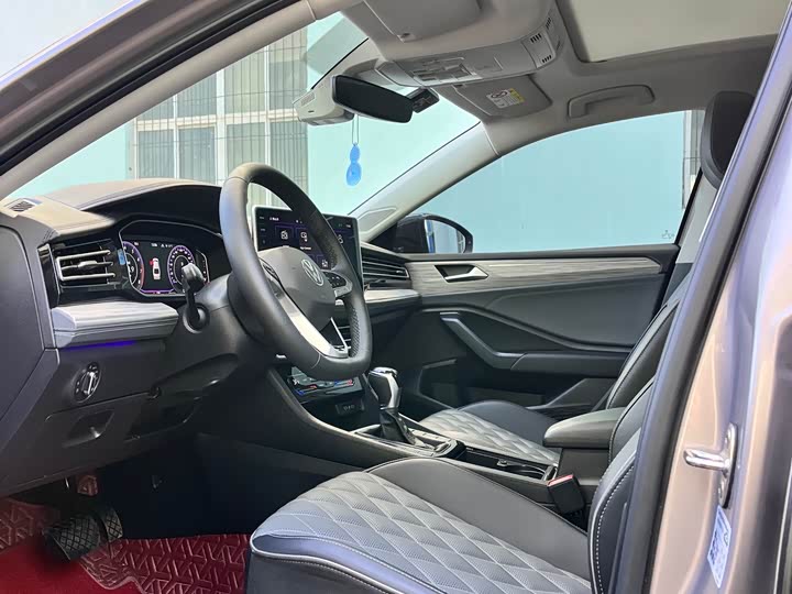 Фото 4 - Volkswagen Sagitar L