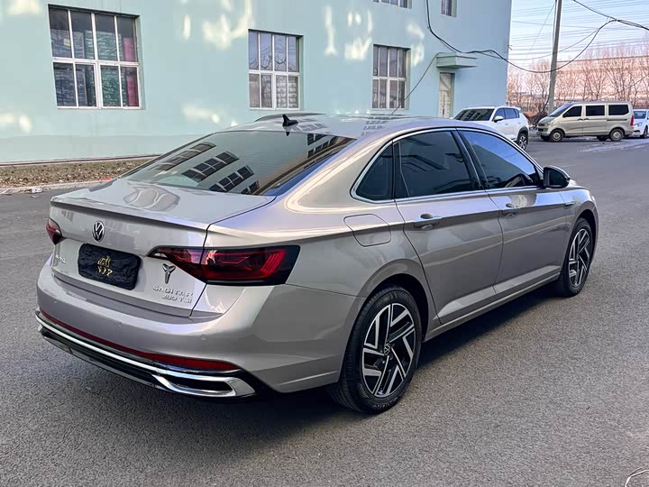 Фото 9 - Volkswagen Sagitar L