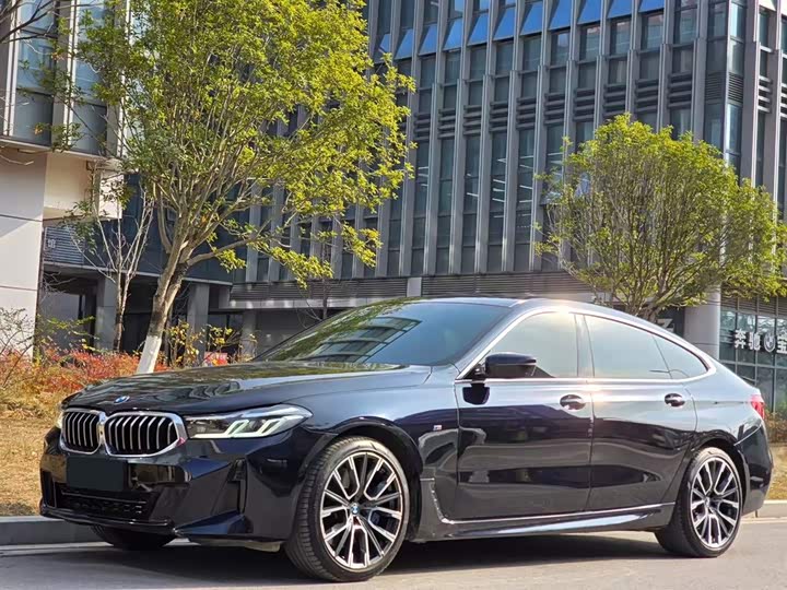 Фото 1 - BMW 6 Series GT