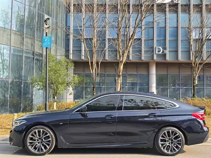 Фото 2 - BMW 6 Series GT