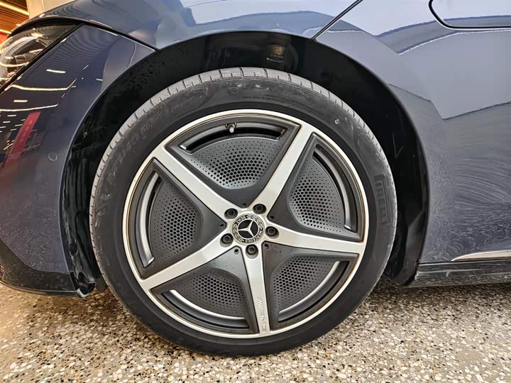 Фото 6 - Mercedes-Benz EQE