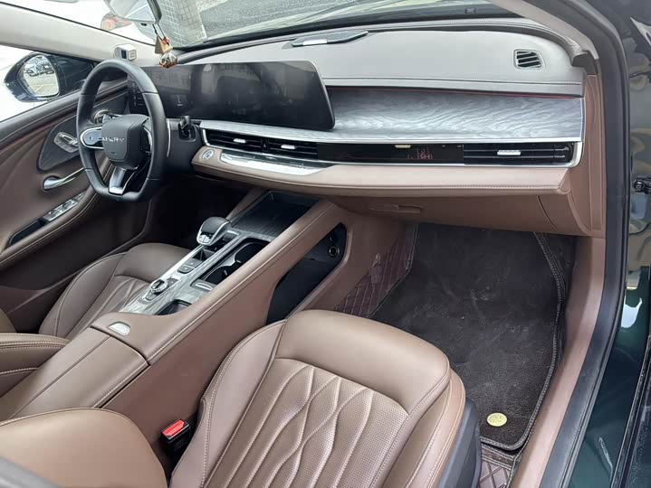 Фото 7 - Chery Arrizo 8