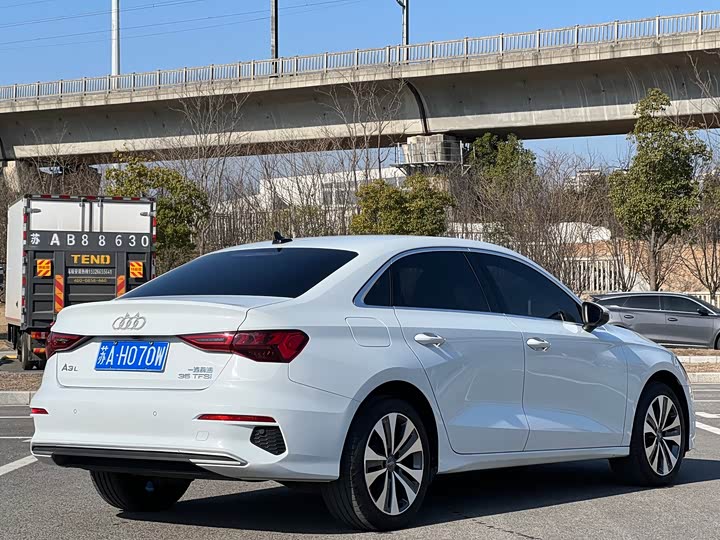 Фото 5 - Audi A3