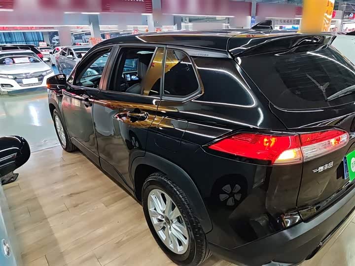 Фото 5 - Toyota Corolla Cross