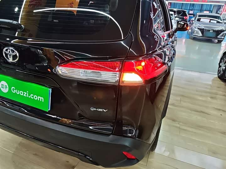 Фото 8 - Toyota Corolla Cross