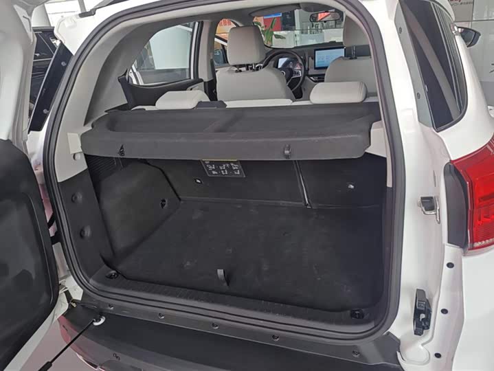 Фото 4 - BYD Yuan Pro