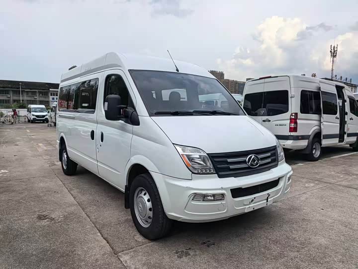 Фото 3 - Maxus V80