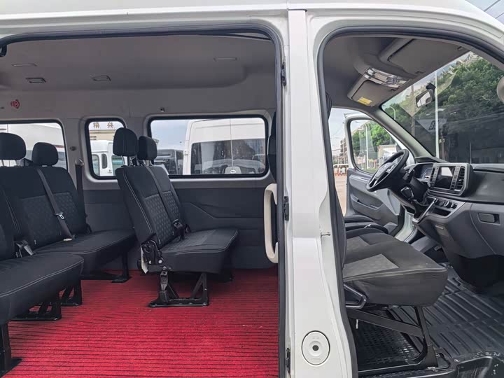 Фото 6 - Maxus V80