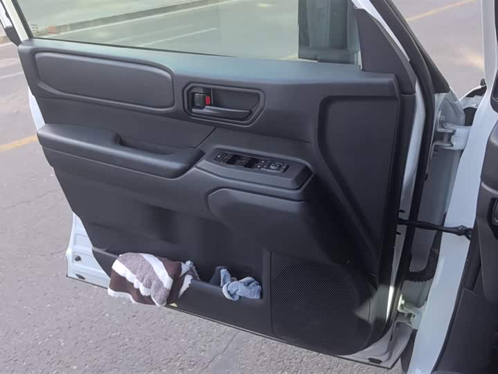 Фото 7 - Toyota Prado