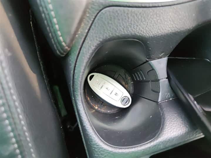 Фото 9 - Nissan X-Trail