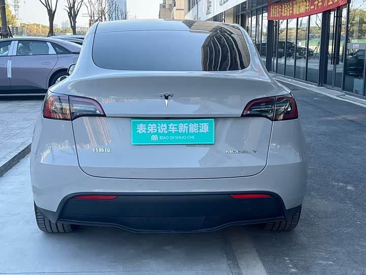 Фото 5 - Tesla Model Y
