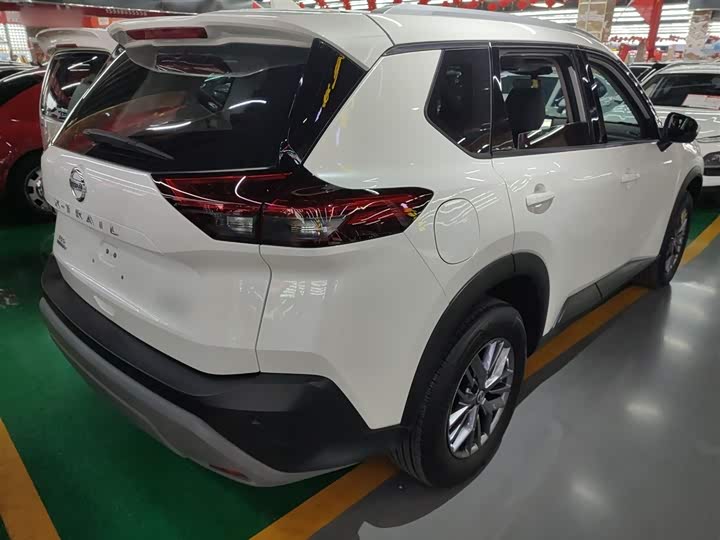 Фото 7 - Nissan X-Trail