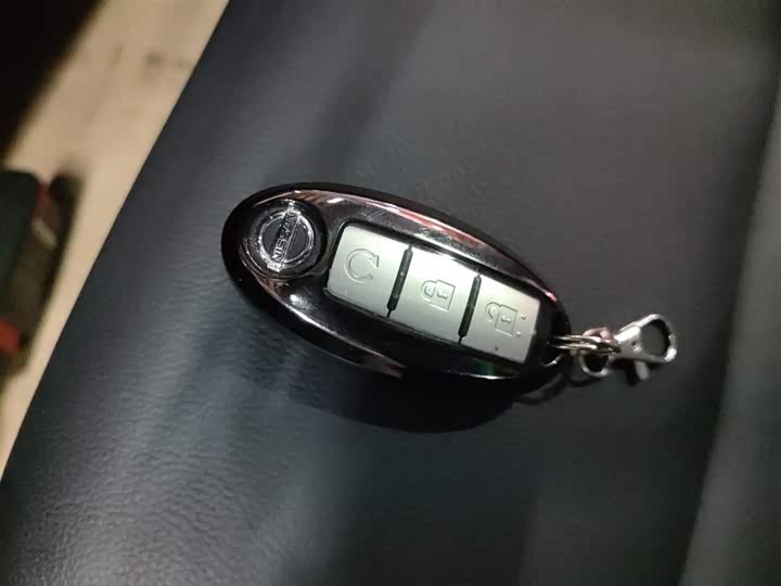 Фото 9 - Nissan X-Trail