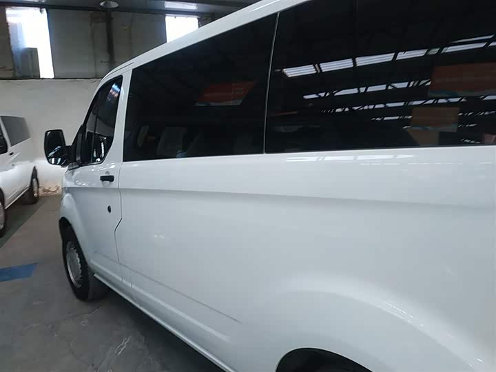 Фото 5 - Ford Transit