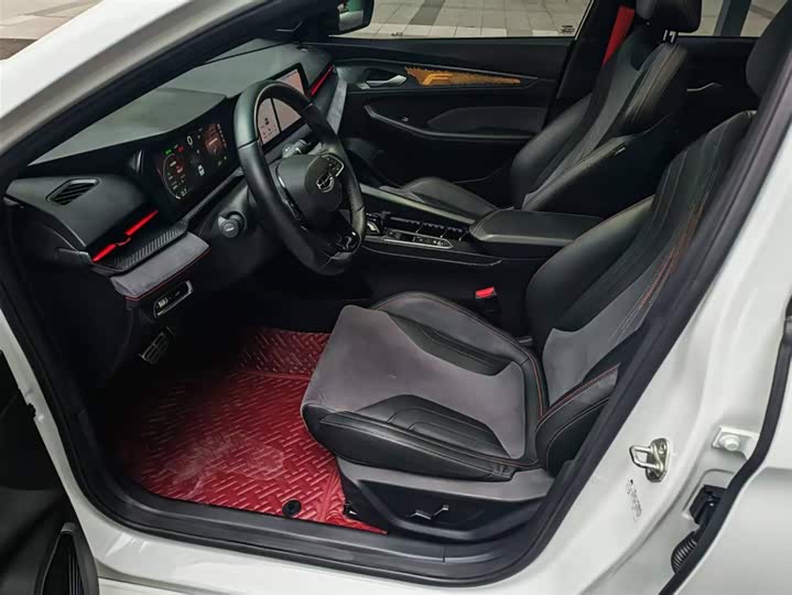 Фото 5 - Geely Binrui