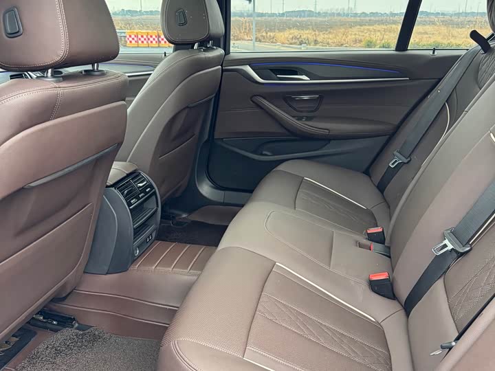 Фото 7 - BMW 5 Series