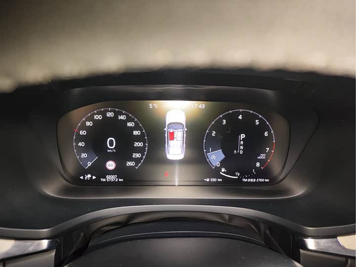 Фото 4 - Volvo S60