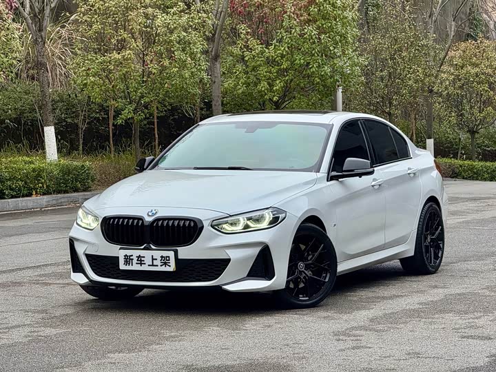 Фото 1 - BMW 1 Series