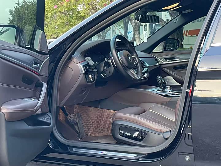 Фото 4 - BMW 5 Series