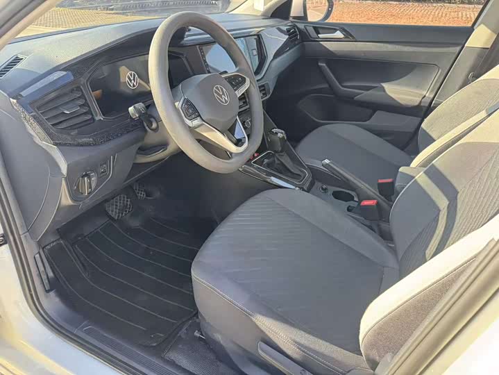 Фото 8 - Volkswagen Lavida