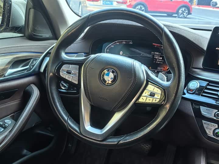 Фото 7 - BMW 5 Series