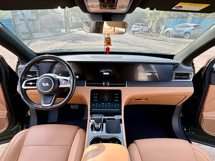 Фото 5 - LiXiang One