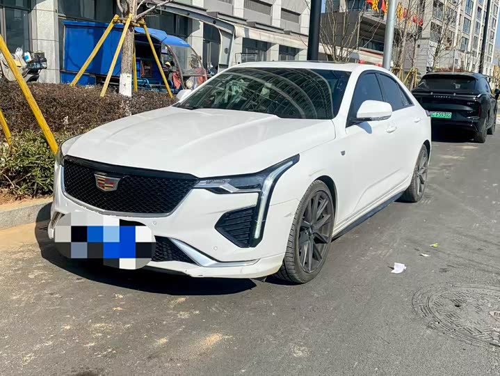 Фото 1 - Cadillac CT4