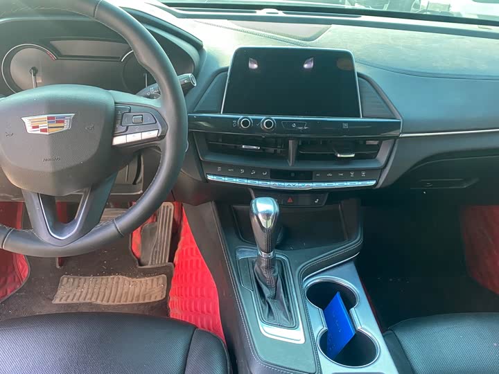 Фото 5 - Cadillac CT4