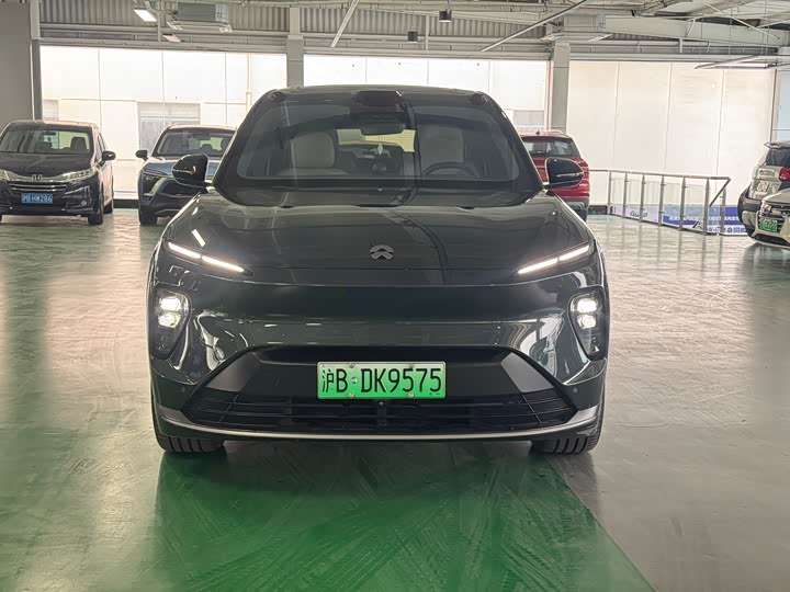 Фото 3 - Nio ES8