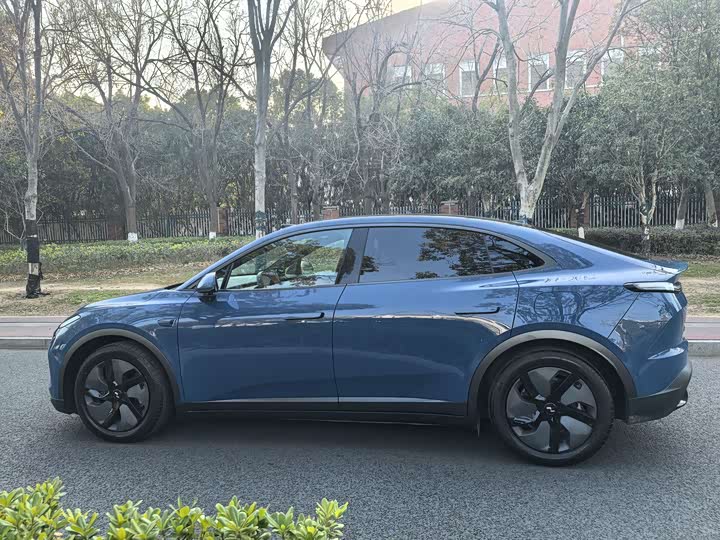 Фото 6 - Nio Onvo L60