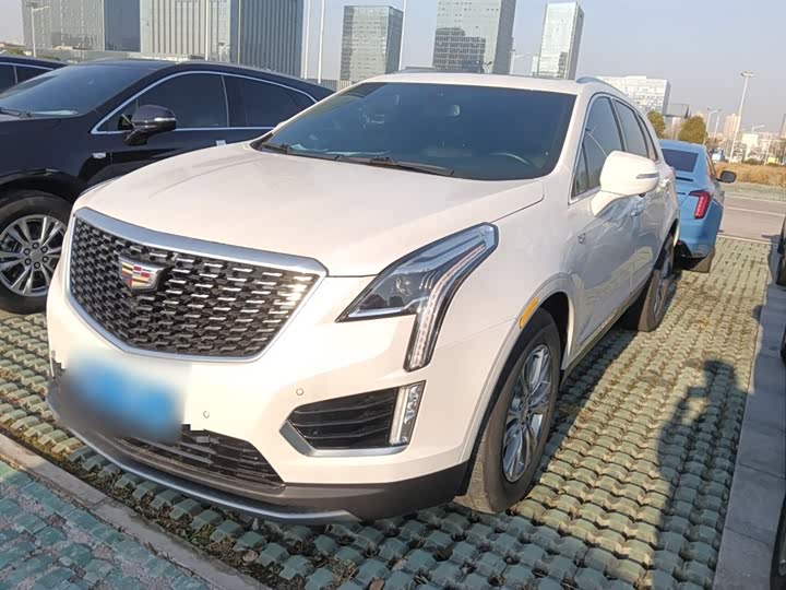 Фото 1 - Cadillac XT5