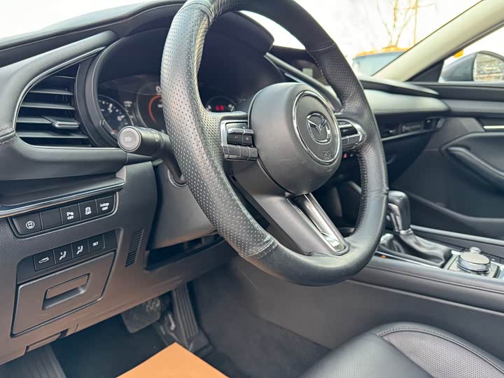 Фото 4 - Mazda 3 (Axela)