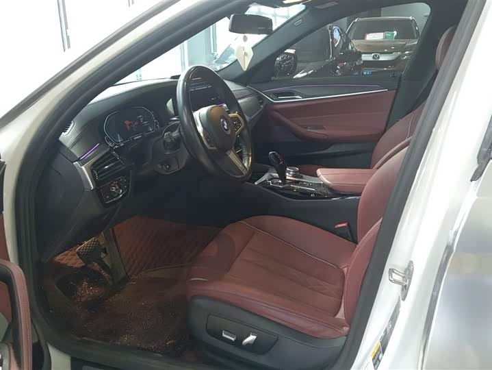 Фото 9 - BMW 5 Series Hybrid