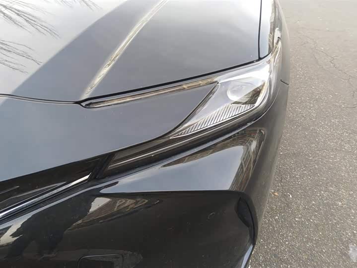 Фото 5 - Toyota Camry