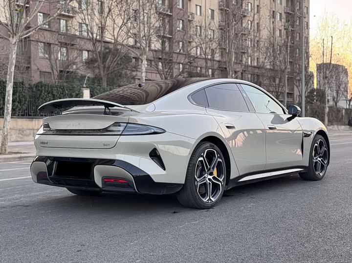 Фото 6 - Xiaomi SU7