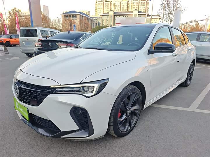 Фото 2 - Buick Verano